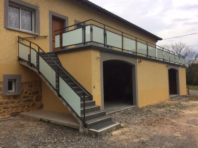 Garde corps vitré Aai M'Alu