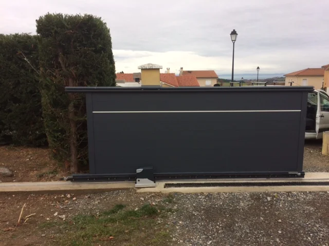 Portail aluminium Aai M'alu