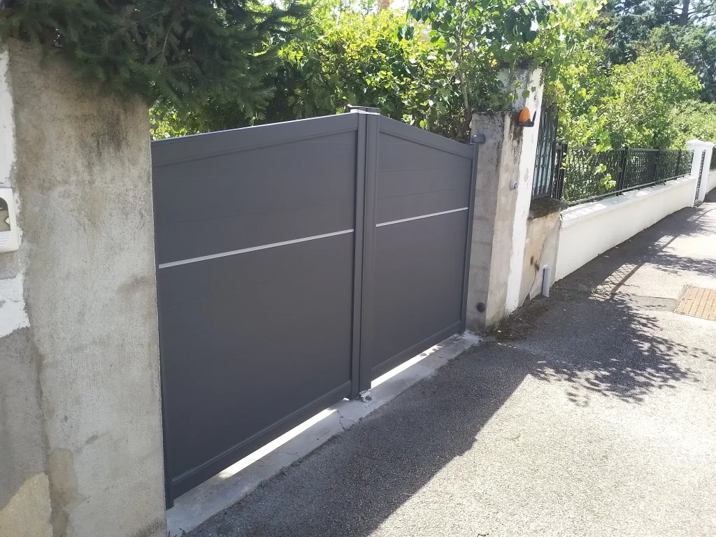 Portail aluminium Aai M'alu