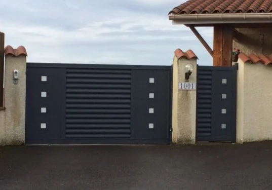 Portail aluminium Aai M'alu